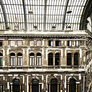 Domus Sibyllina, Galleria Umberto I Nápoles